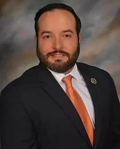 Cesar E. Amador Photo